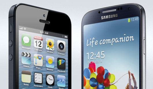Samsung-Galaxy-S4-vs-iPhone-5