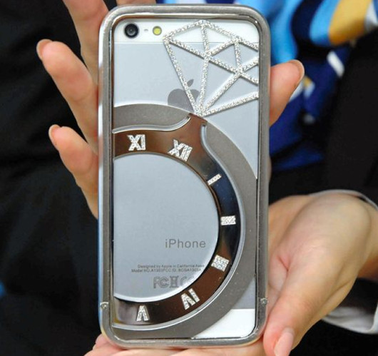 diamond-studded-iphone-case