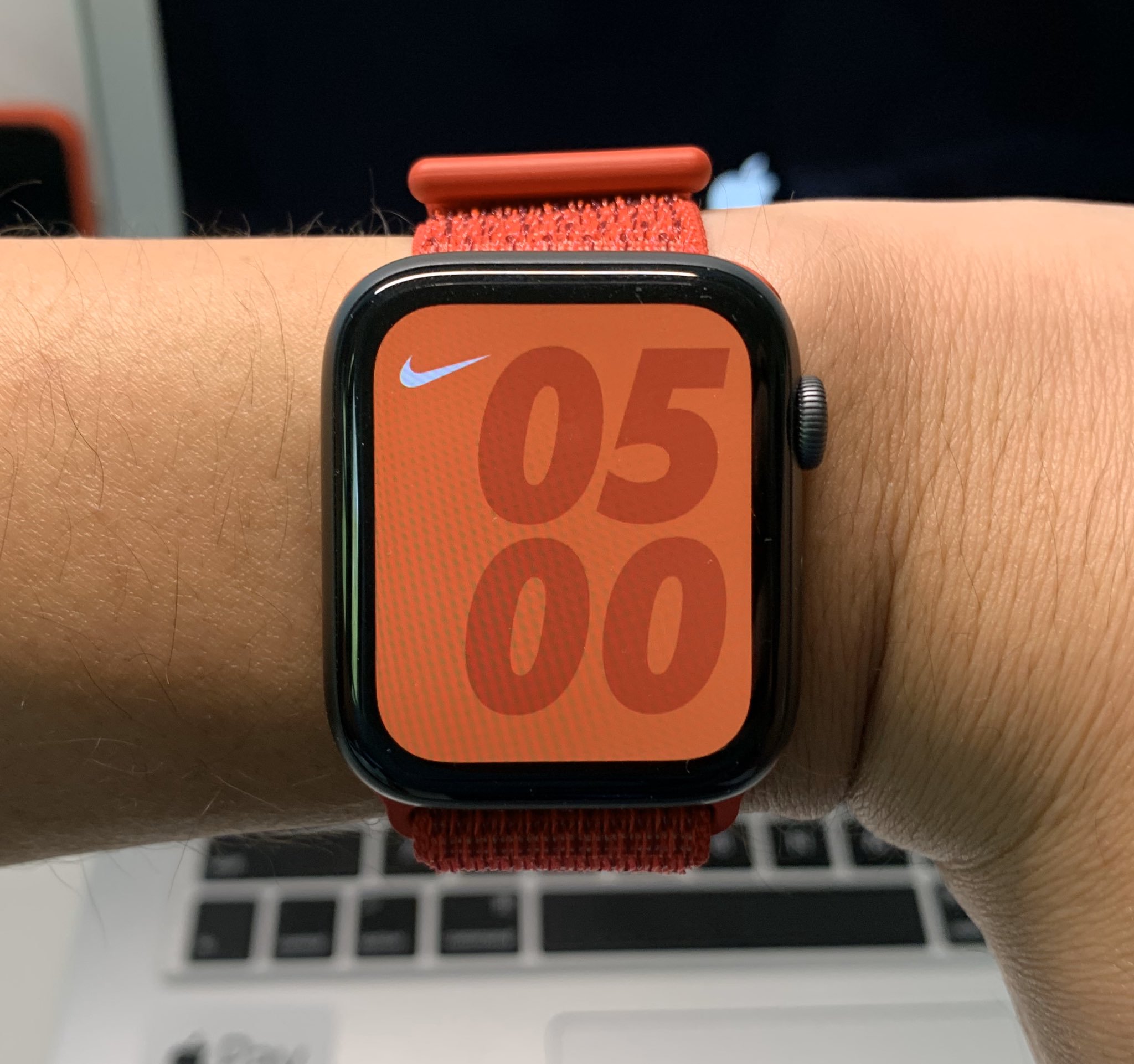 Featured image of post Quadranti Nike Apple Watch 6 All nike watch faces feature