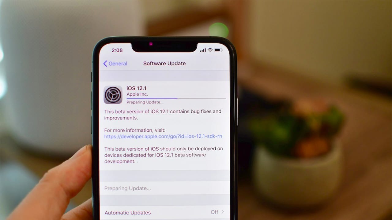 Версии ios 12. IOS 12.1. IOS 12 на iphone XS. Тестировщик IOS. Iphone XS встал на активации предыдущего владельца IOS 16.