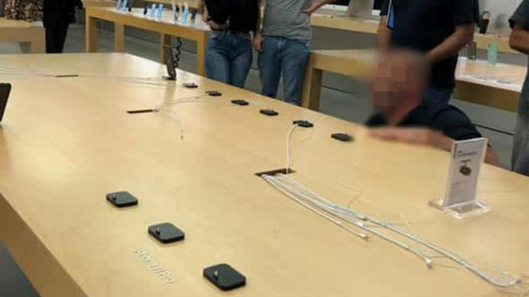 furto apple store roma