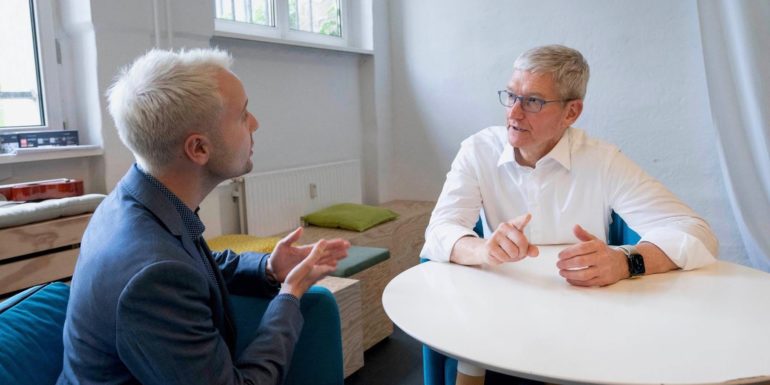 Tim Cook 