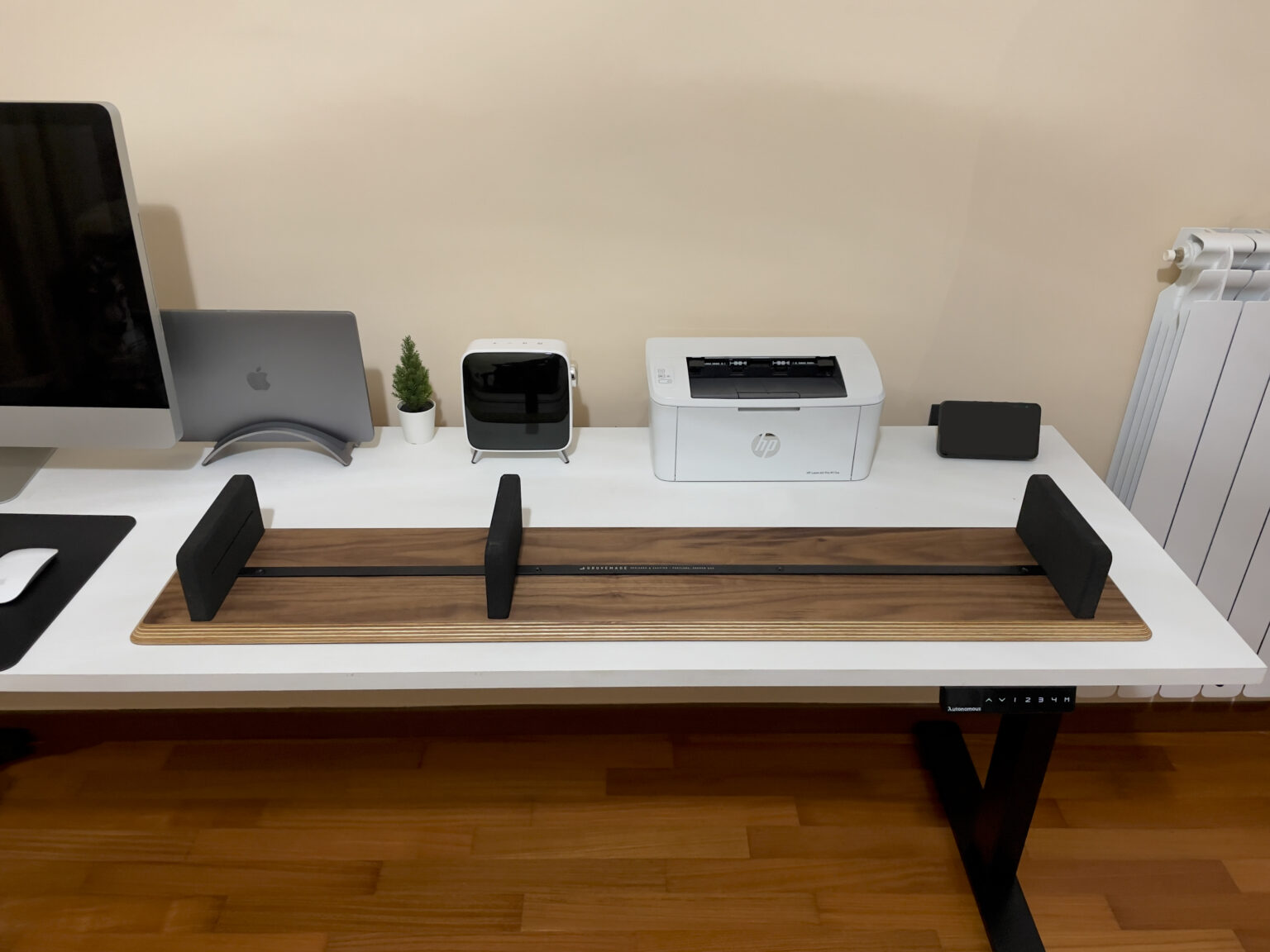 Recensione Grovemade Desk Shelf System una mensola in legno che