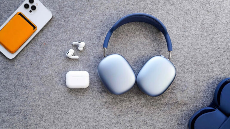 airpods max airpods pro
