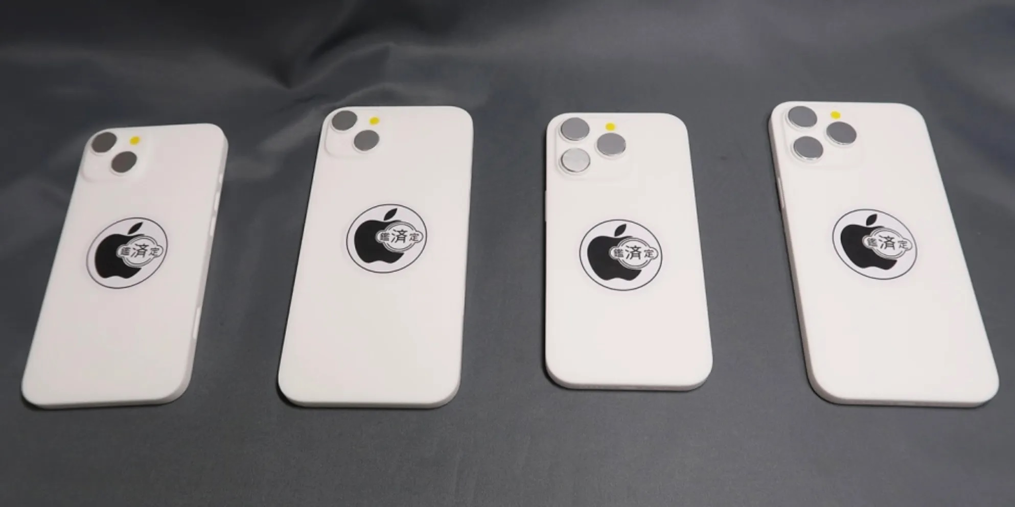 iPhone 14 mockup 3D