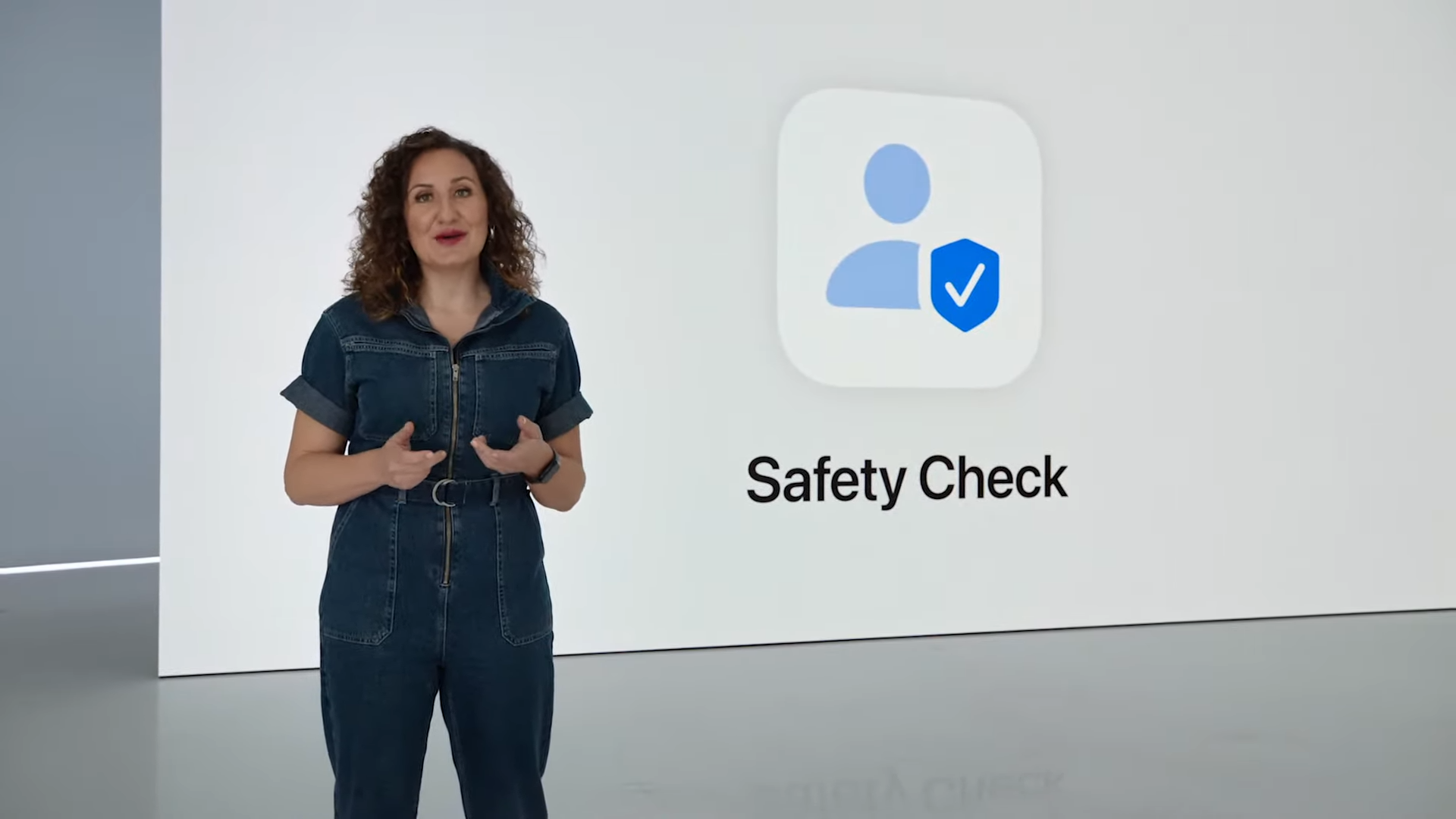 WWDC 2022 iOS 16 Safety Check