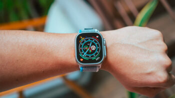 Apple Watch Ultra con display microLED arriverà solo nel 2025 | Rumor