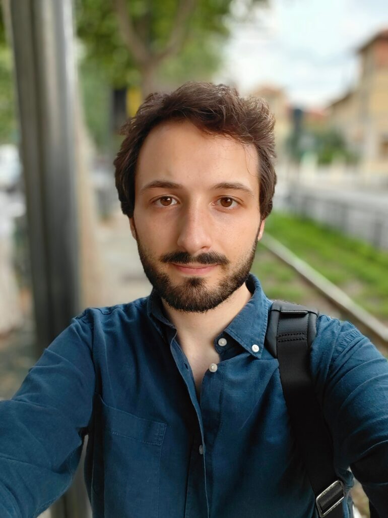 Oppo Reno 10 pro selfie ritratto scarsa luminosità