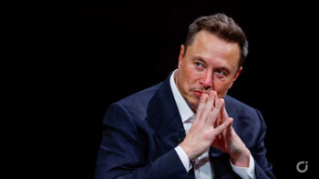 Elon Musk si rivolge ad Apple e a chi ha sospeso le pubblicità su X: "Andate a farvi fo**ere!"