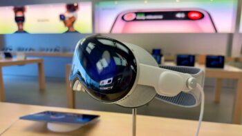 Tim Cook rivela l'arrivo dell'Apple Vision Pro in un nuovo paese