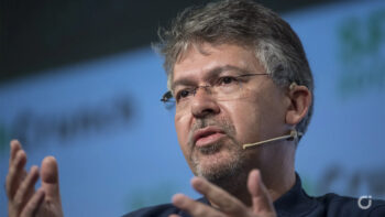 Apple mette da parte il responsabile AI, Giannandrea completamente assente alla WWDC 2025