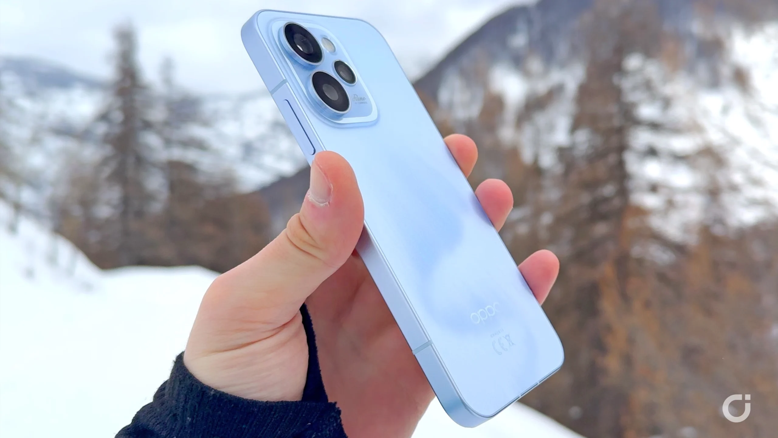 OPPO Reno 15 pro vista laterale